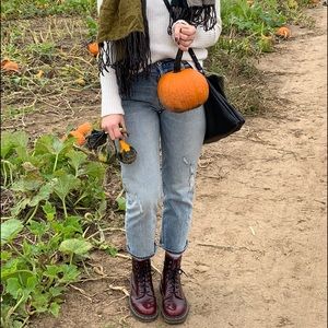 Gap light wash crop mom jeans